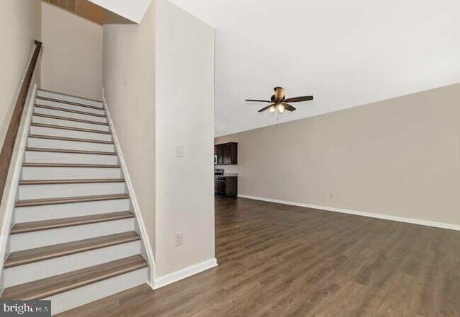 Building Photo - 247 Drexel Ct