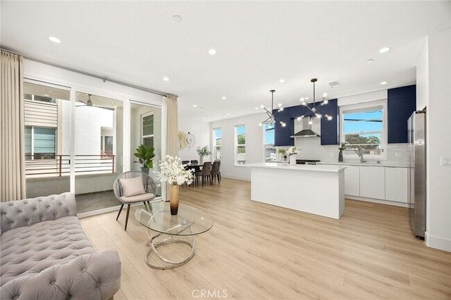 Building Photo - 137 St Francis St