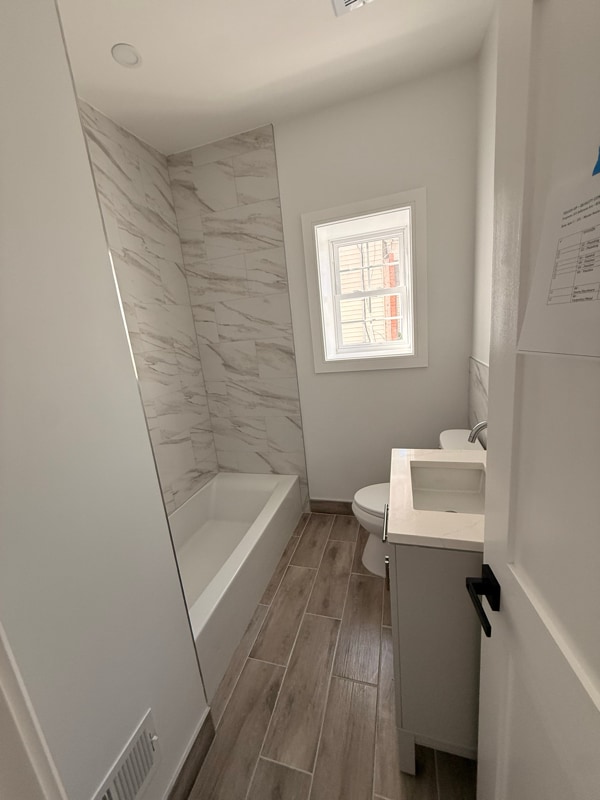 Building Photo - 321 Jefferson Ave