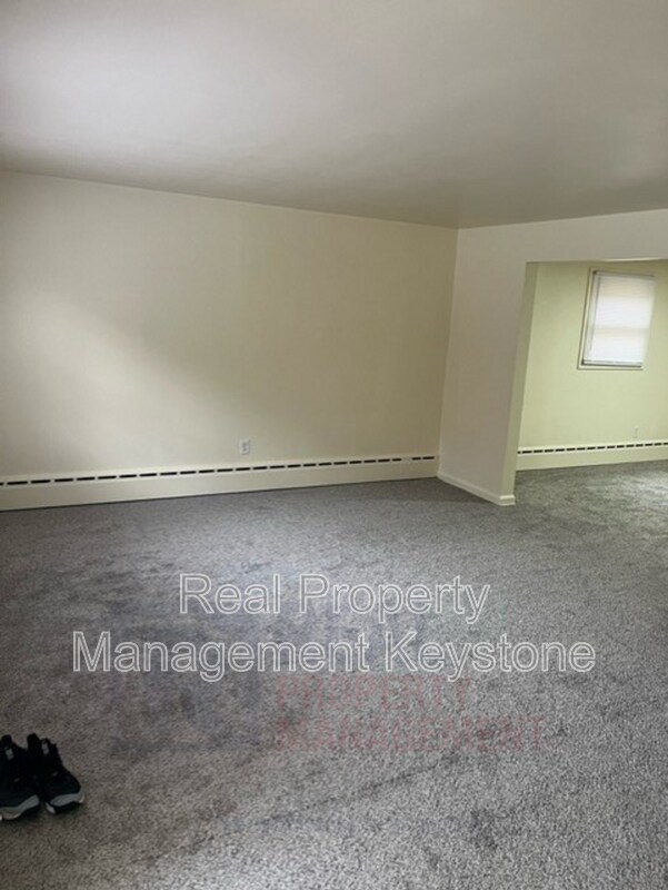 Building Photo - 307 Greenlee Rd