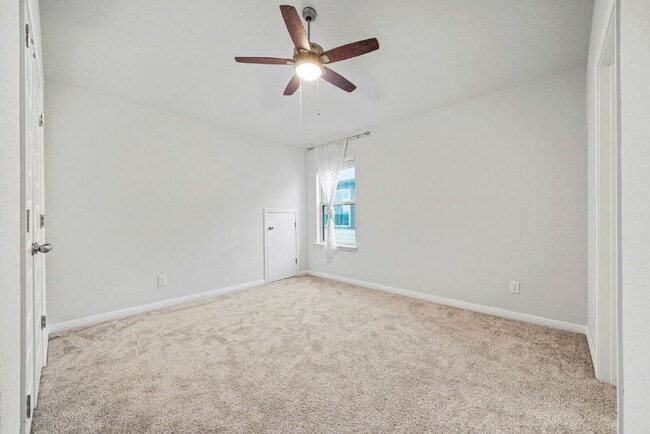 Building Photo - 19322 Amore Bluff