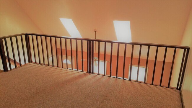 Building Photo - Traditional cape cod in Ashton Woods Subdi...