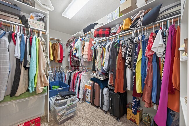 Building Photo - 59 Genesee Ridge Dr