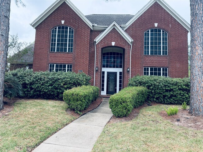 Building Photo - 16523 Town Lake Ct