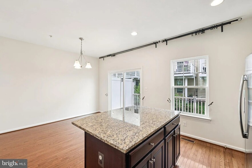 Building Photo - 8074 Locust Mill St