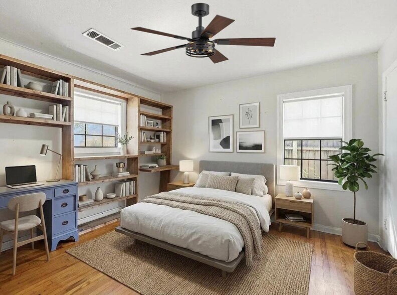 Building Photo - 2110 7th St