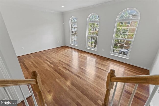 Building Photo - 46212 Walpole Terrace