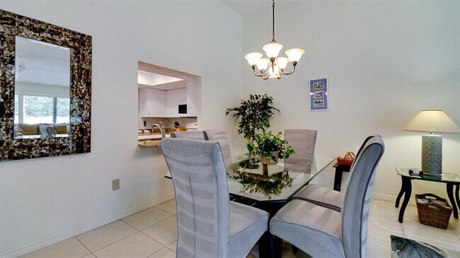 Building Photo - 7893 Timberwood Cir