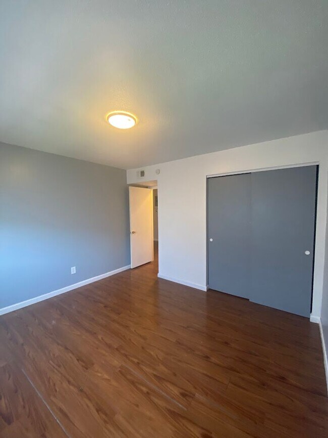Building Photo - One Bedroom One Bath in Clifton Heights
