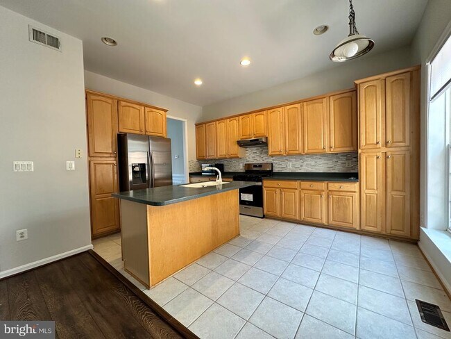 Building Photo - 13052 Greg Roy Ln