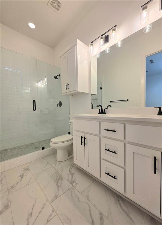 Building Photo - 5390 Crescent St