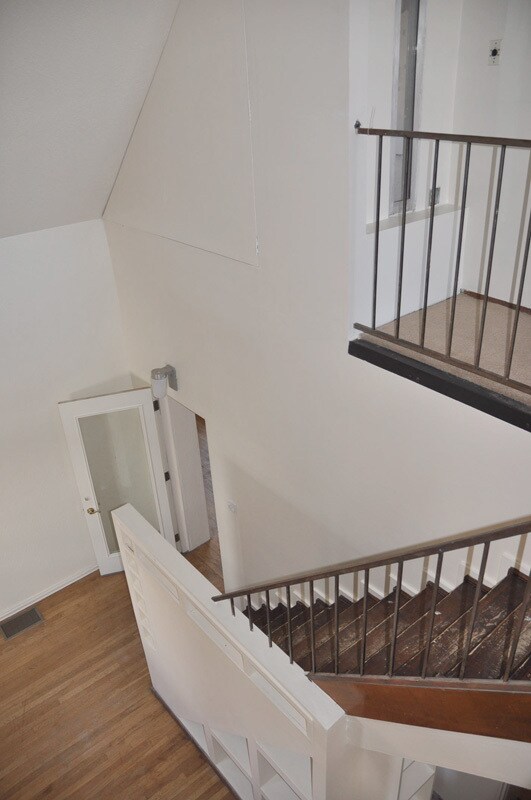 Building Photo - 711 Arno St SE