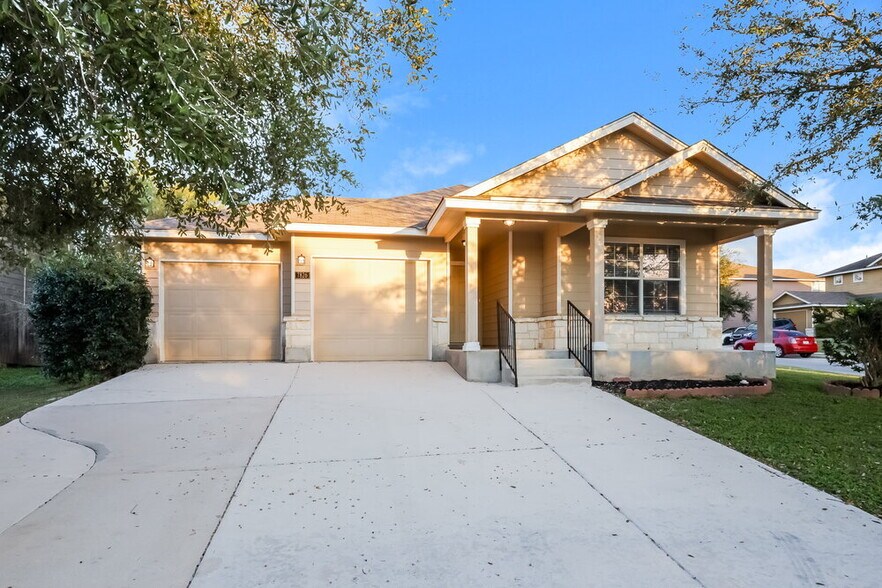 Building Photo - 7826 Juno Heights
