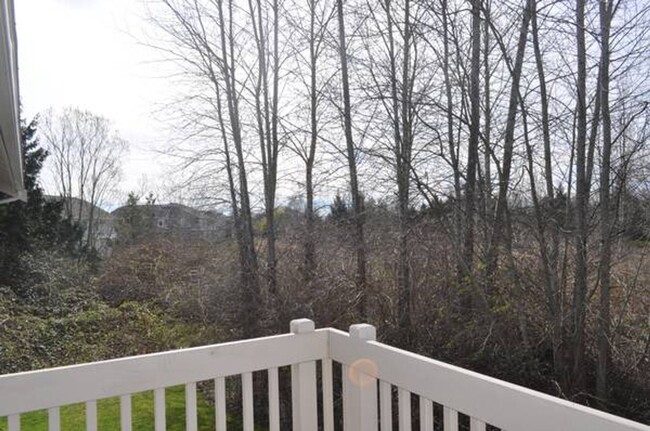 Building Photo - Pre-Leasing - 3bd/2bath (Cordata Area)