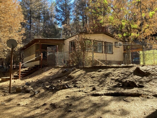 Building Photo - 680 Dutch Creek Rd