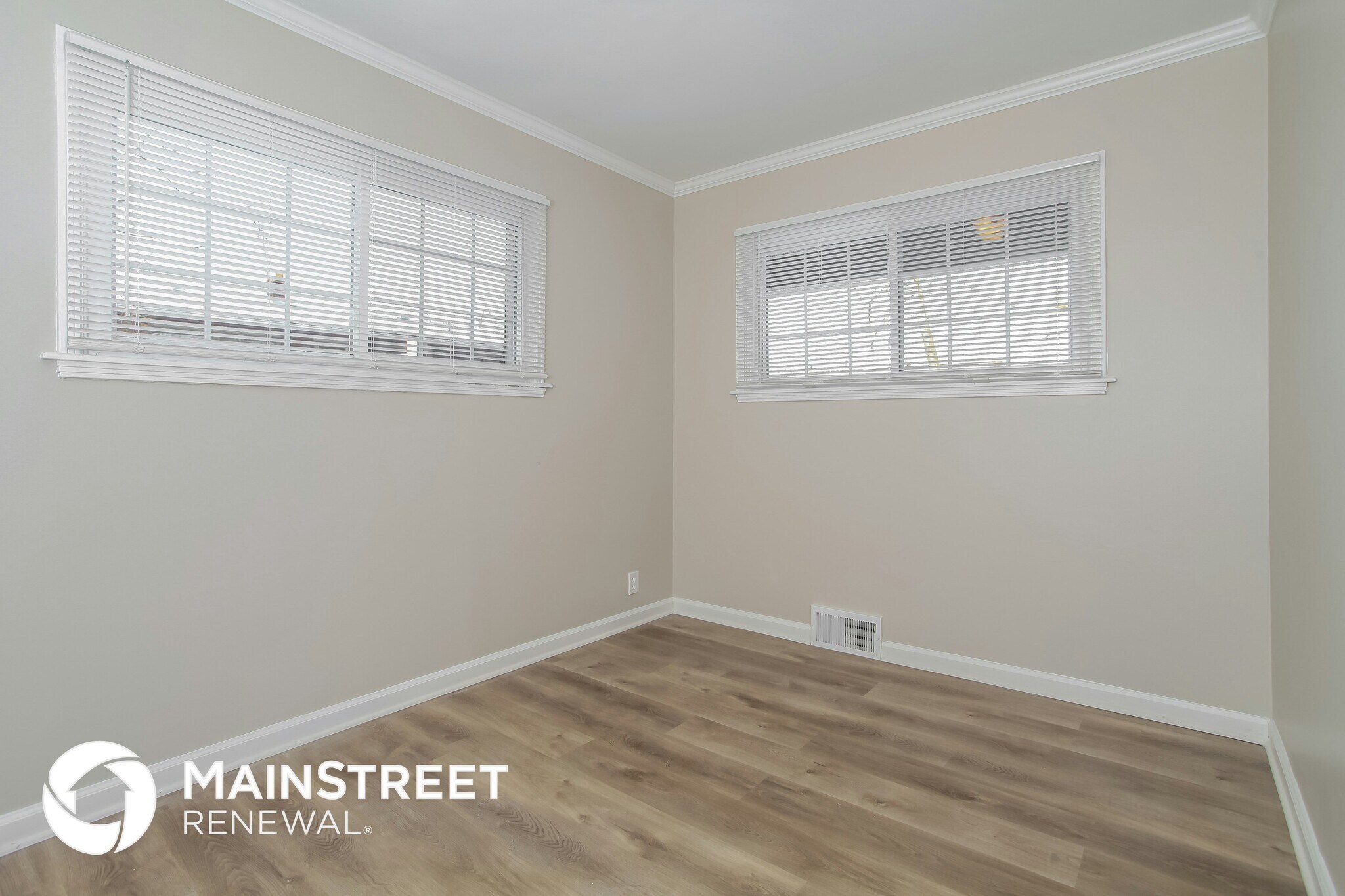 Building Photo - 8654 Tralee Ct