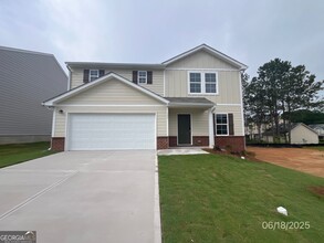 Building Photo - 105 Douglas Fir Dr