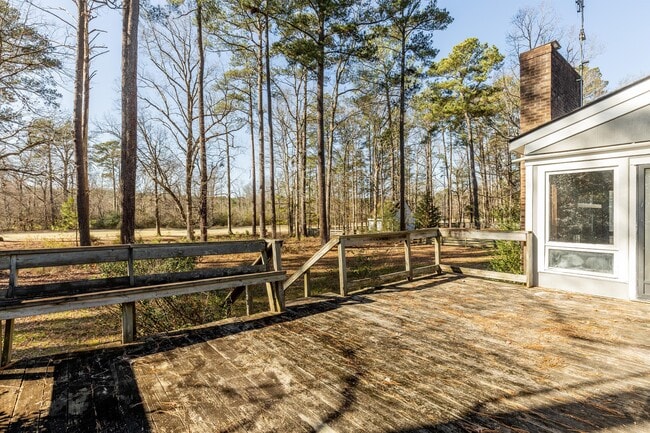 Building Photo - 624 Short Spoon Cir
