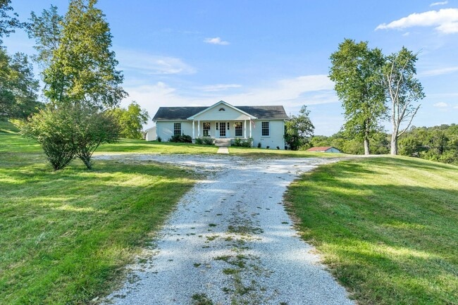 Building Photo - 4861 Bethesda Rd