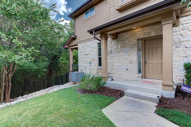 Building Photo - 1310 W Parmer Ln