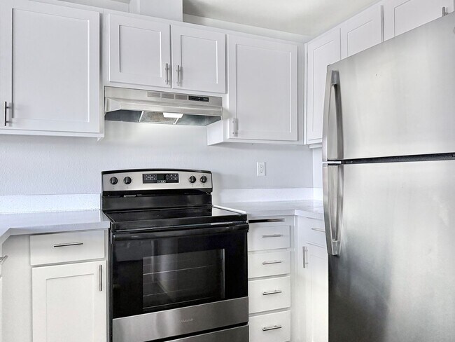 Building Photo - D Place Apartments