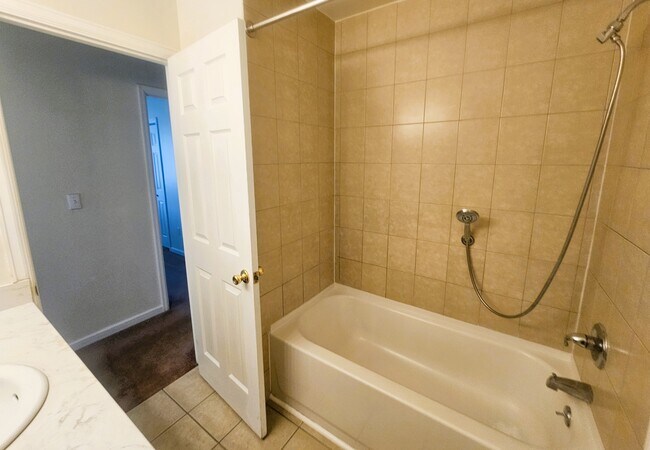 Building Photo - 1617 Centaur Cir
