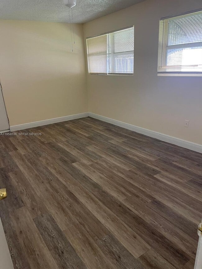 Building Photo - 7101 Park St