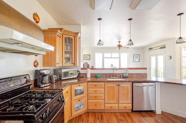 Building Photo - 22164 Umland Cir