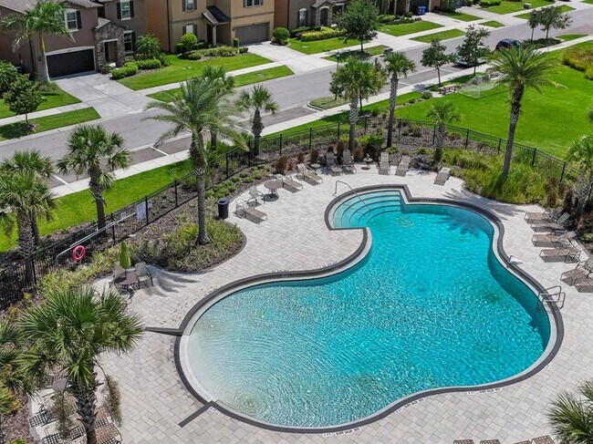 Building Photo - 1313 Trailwater St