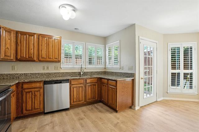 Building Photo - 4405 Ballinger Dr