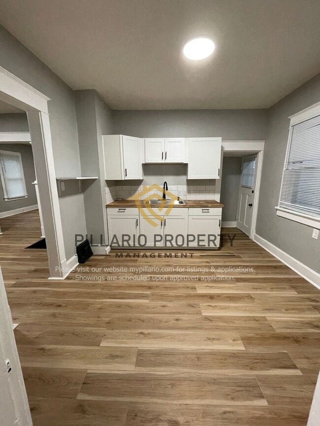 Building Photo - $500 OFF MOVE-IN SPECIAL!! Newly Renovated, 3 Bedroom, 2 Bathroom Home Available NOW!