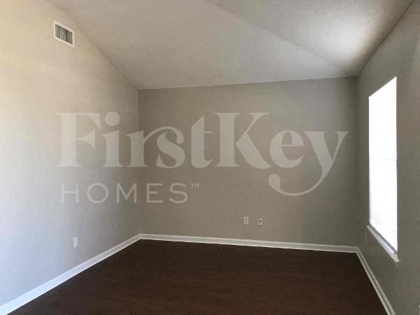 Building Photo - 3267 Chad Bourne Dr