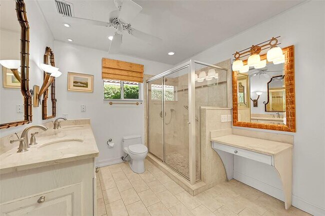 Building Photo - 681 Marine Dr