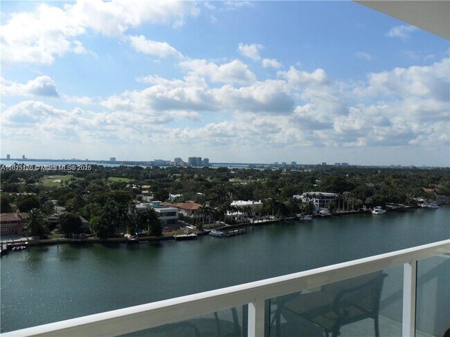 Building Photo - 5600 Collins Ave