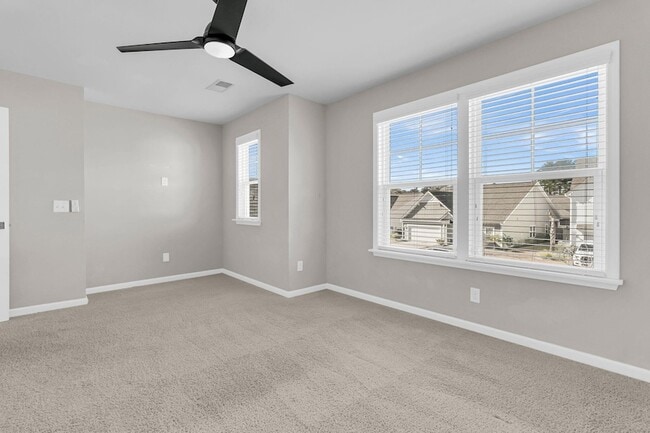 Building Photo - 1624 Shady Pine Rd