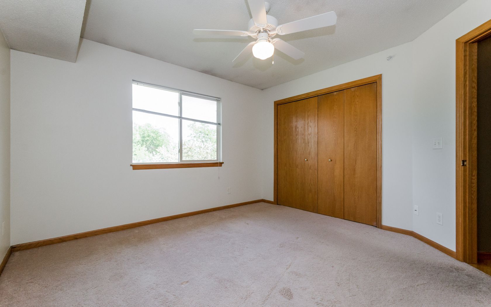 Building Photo - 10 Zeller Ct