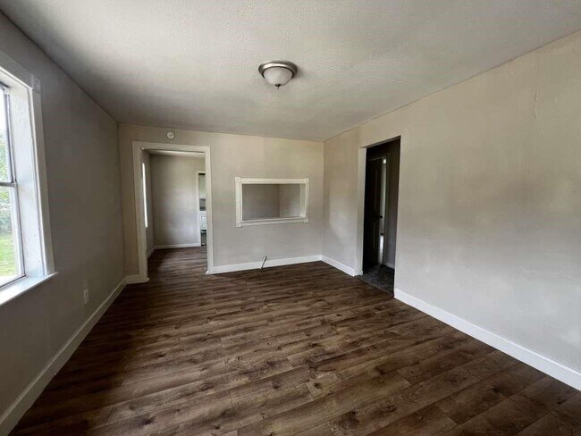 Building Photo - 8606 Prairie View Dr