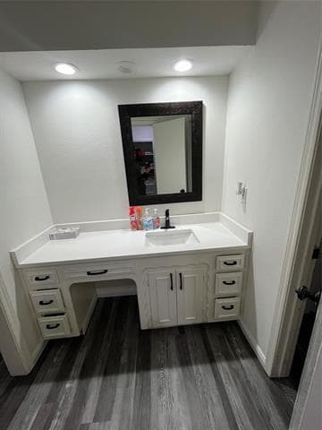 Building Photo - 5302 Vale St