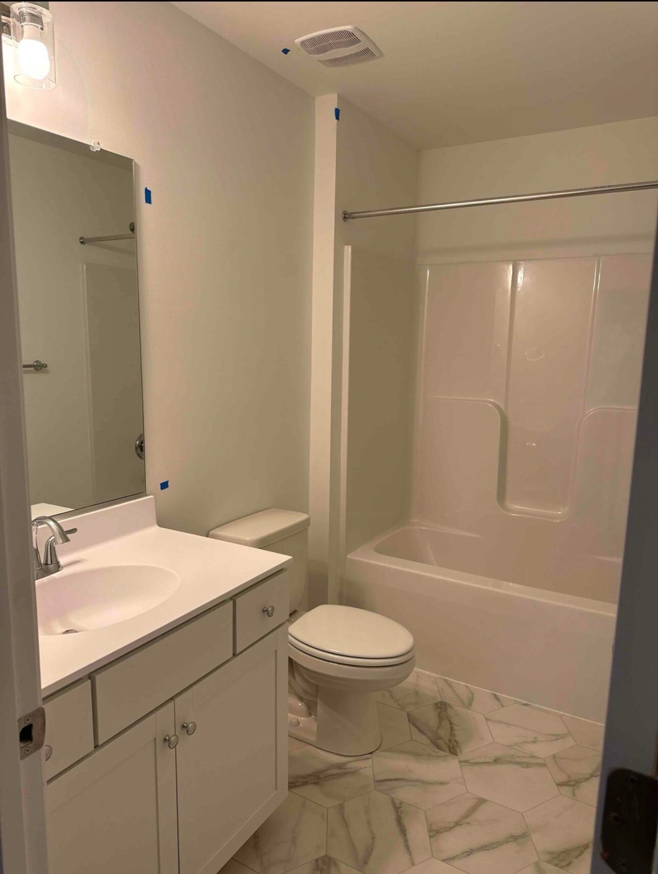 Building Photo - 11201 Benton Pointe Way