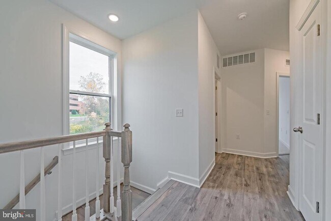 Building Photo - 14320 Yesler Ave