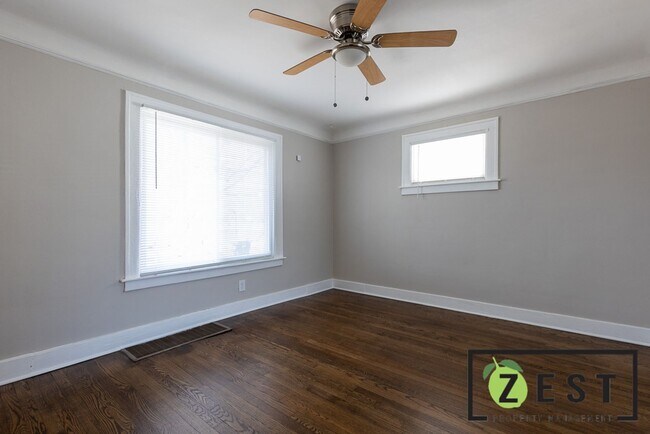 Building Photo - BEAUTIFULLY REMODELED - 3-Bedroom 1-Bathroom 2-Car Garage