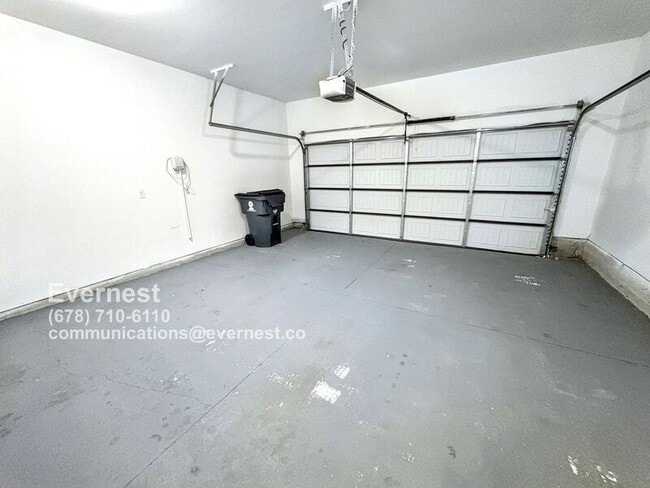 Building Photo - 3177 Alhambra Cir