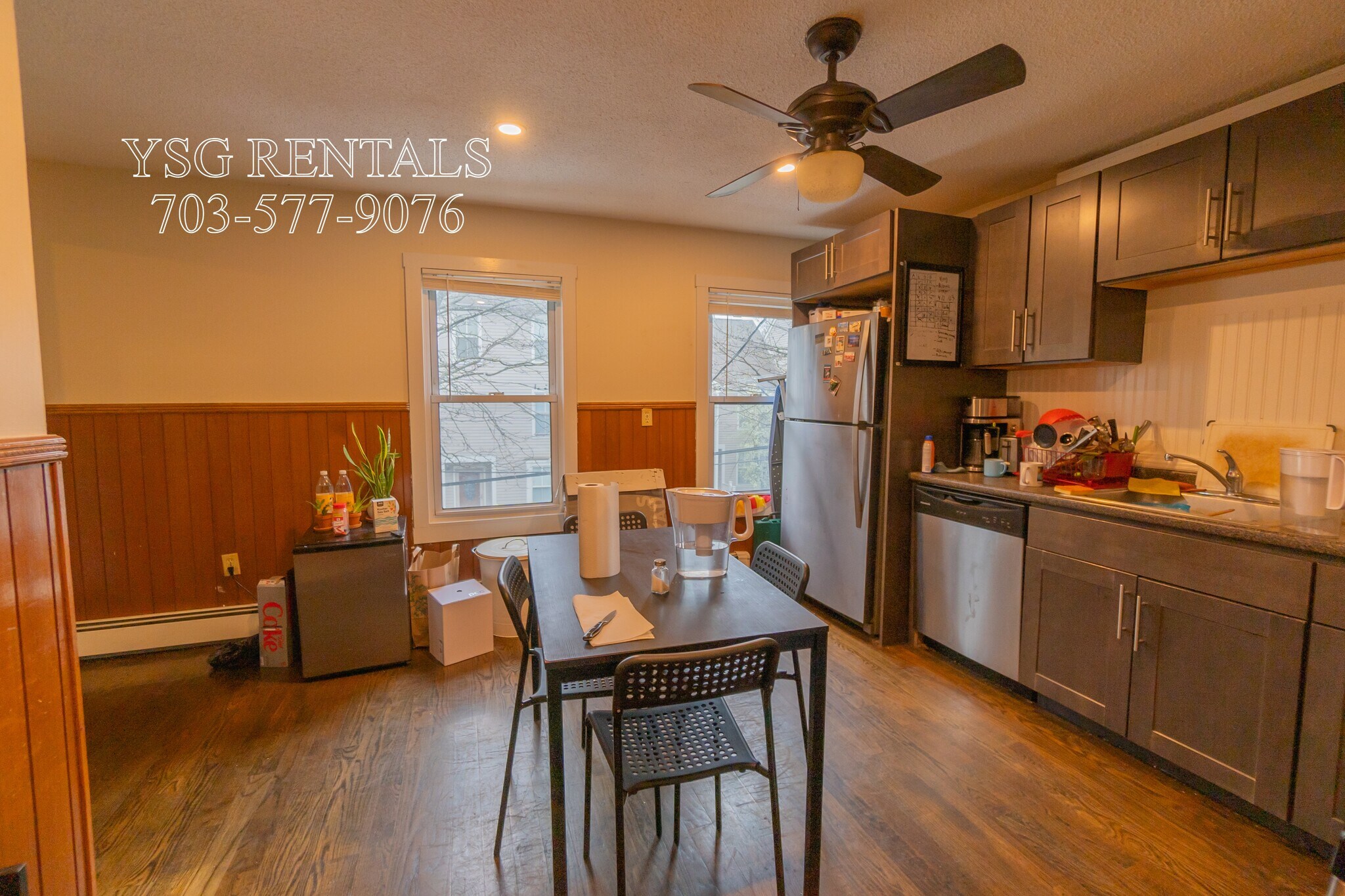 Building Photo - 260 Columbia St