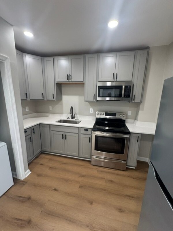 Building Photo - 2547 Park Heights Terrace