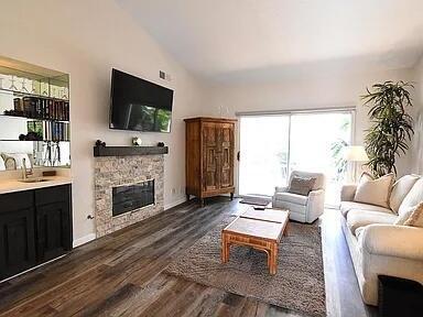 Building Photo - 210 Desert Falls Dr E