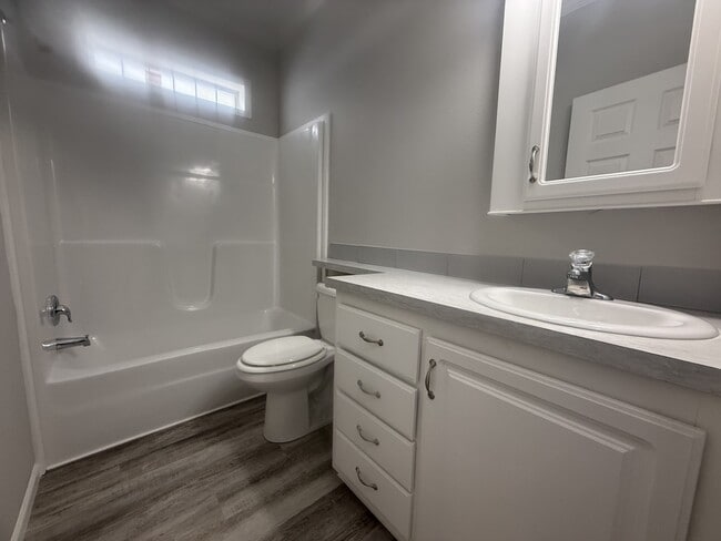 Building Photo - 39248 US Hwy 19 N