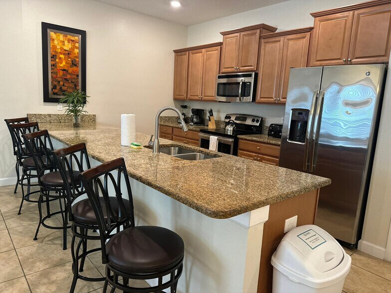 Building Photo - 4819 Brier Rose Ln