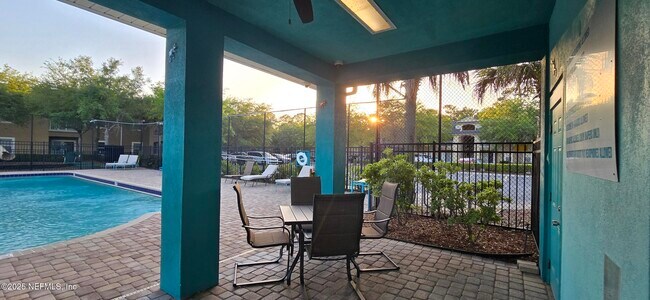 Building Photo - 3610 Kirkpatrick Cir