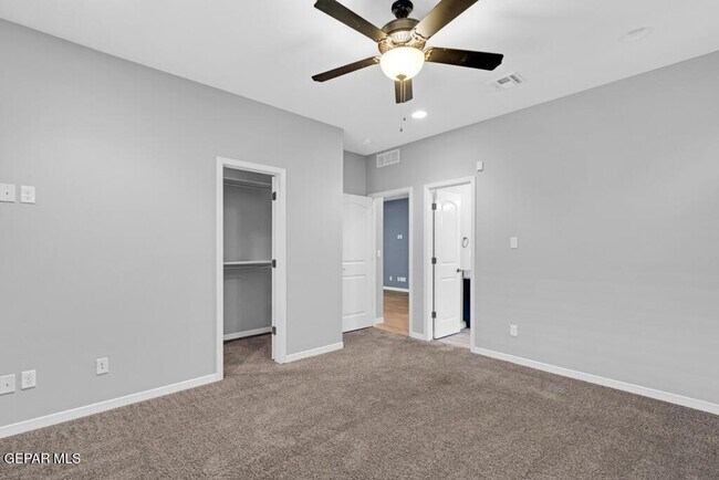 Building Photo - 14166 Peyton Edwards Ave