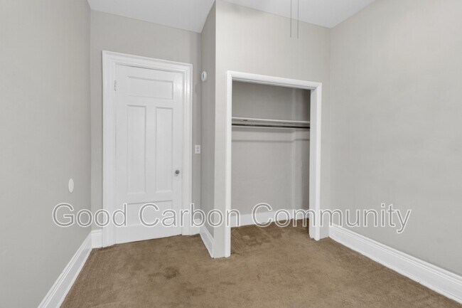 Building Photo - 77 Richmond Ave